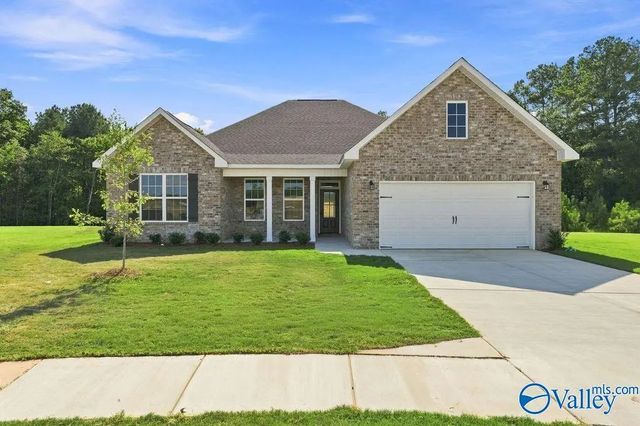 909 Ronnie Drive, Hartselle