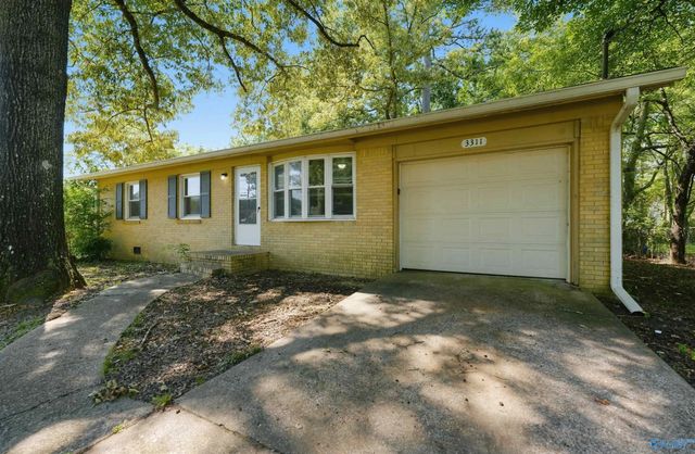 3311 Delia Lane Nw, Huntsville