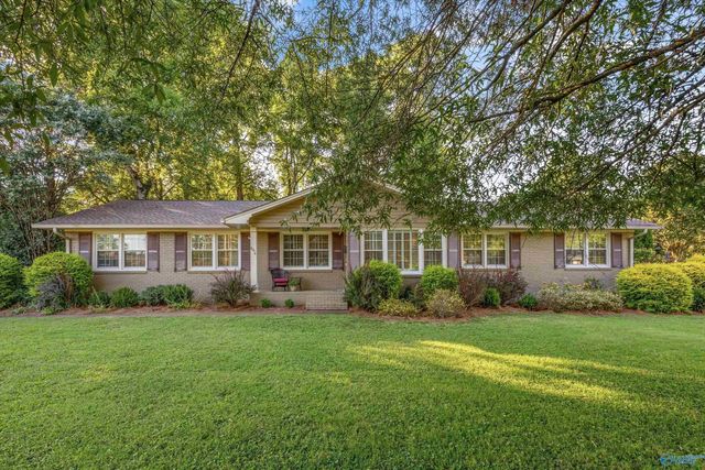 806 Watts Drive Se, Huntsville