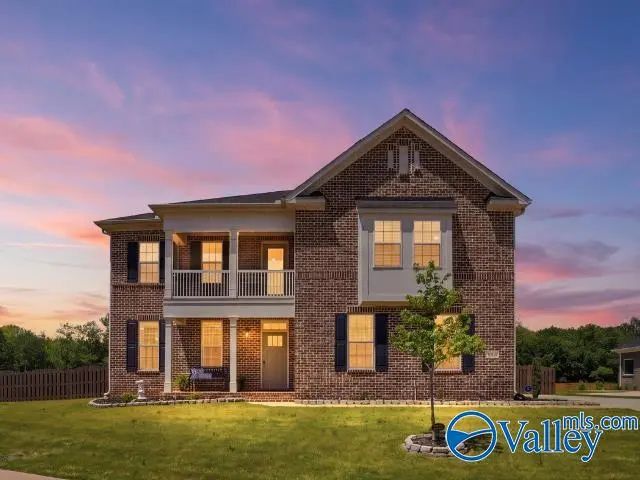 8129 Tupelo Gum Trace Sw, Huntsville