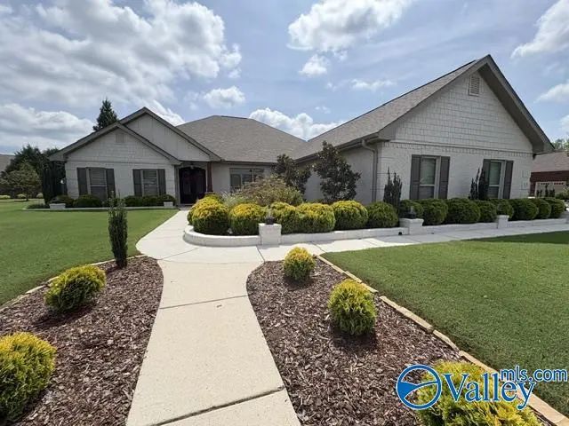 53 Walnut Cove Boulevard, Huntsville