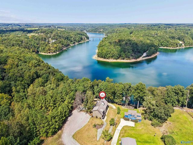 1025 County Road 3908, Arley