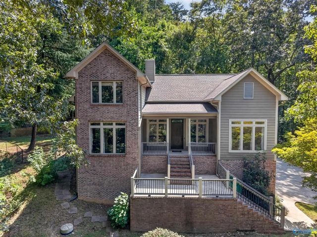 1372 Saint Andrews Pkwy, Oneonta