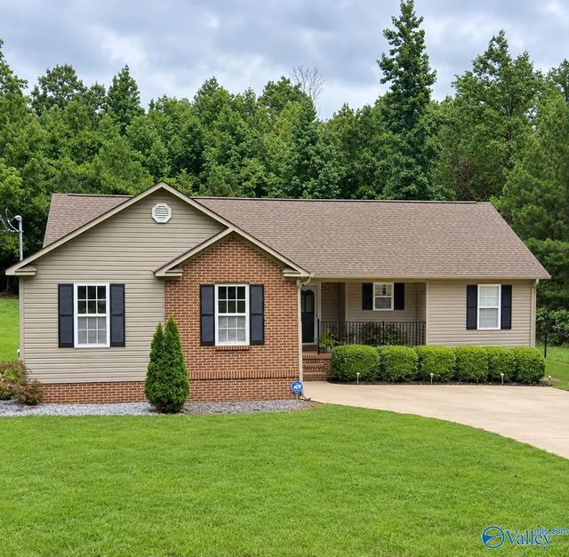 2310 Leota Road N, Southside