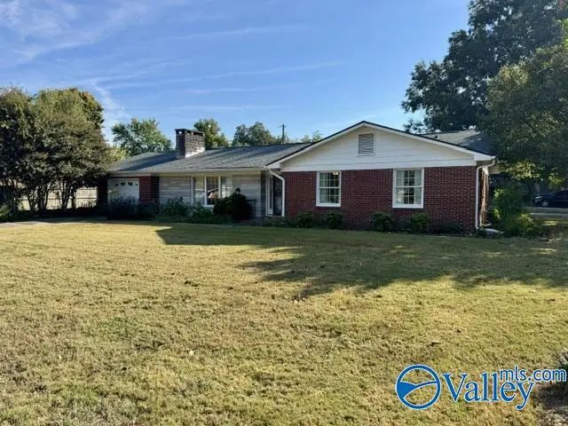 700 Meadowview Street, Athens