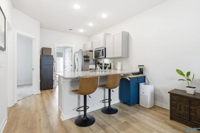 409 Falls Pointe, Madison