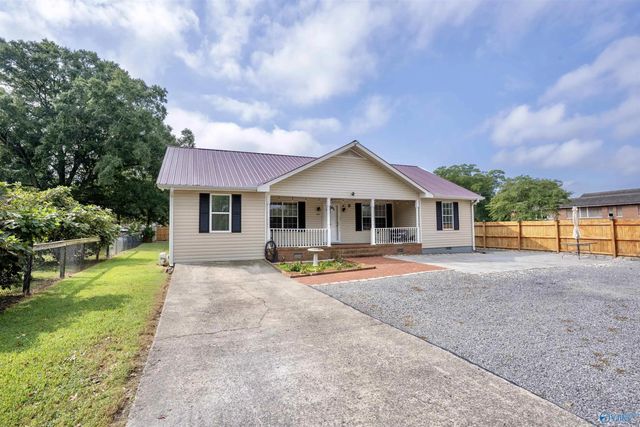 501 Royal Avenue 1, Boaz