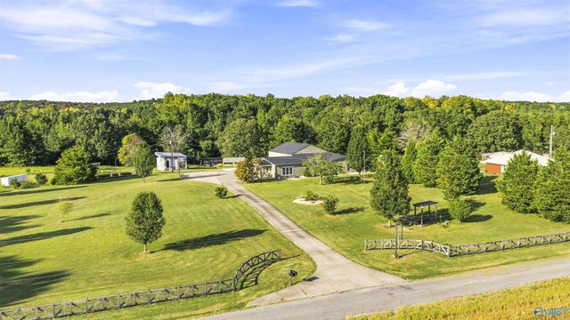 665 County Road 251, Fort Payne