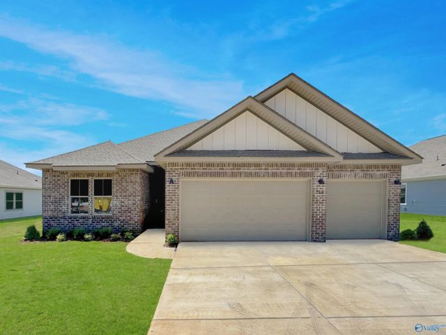 300 Pond Spring Drive, Huntsville