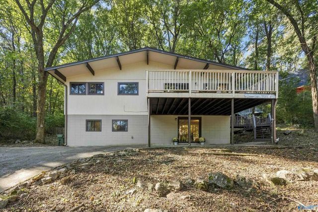 2026 Wooddale Drive Ne, Huntsville