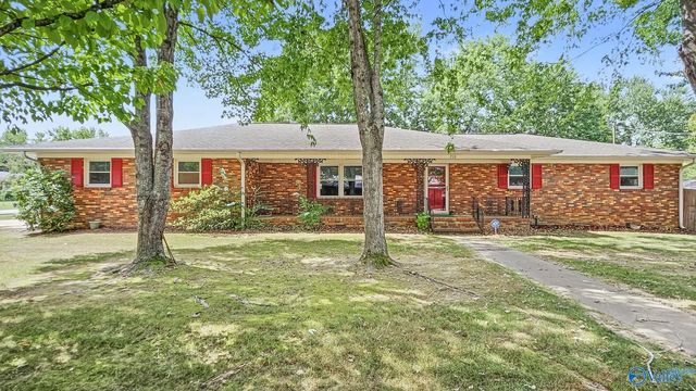 310 Christopher Drive, Athens