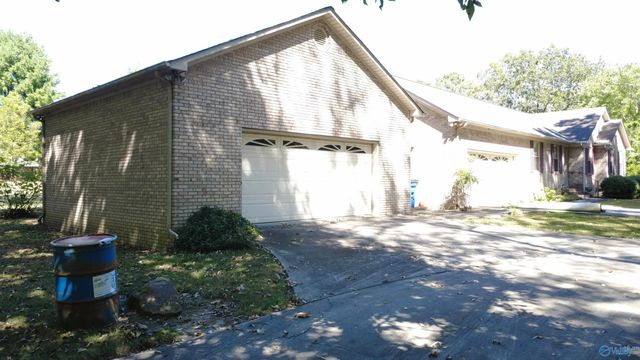28 Forest Drive, Henagar