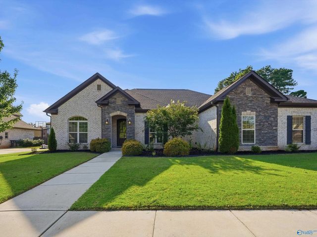 220 Coach Lamp Drive, Madison