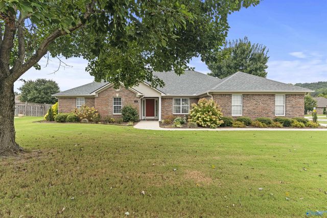 10 Corwin Drive, Decatur