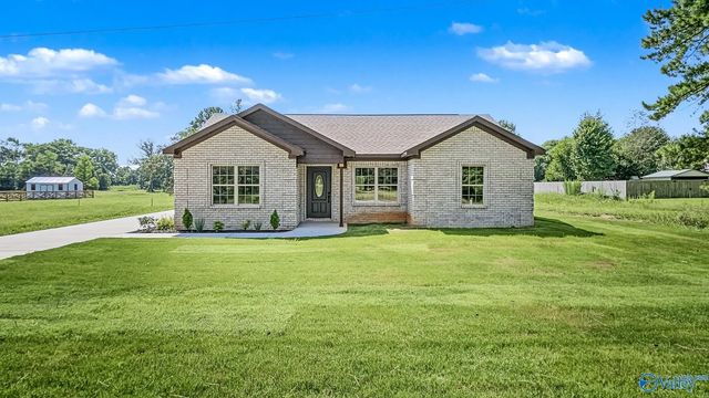 25185 Guthrie Road, Elkmont