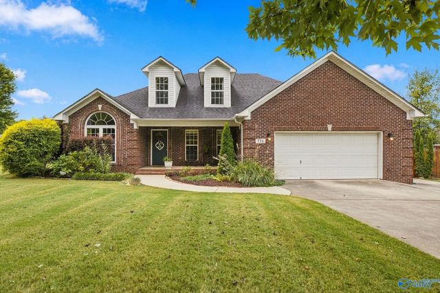 776 Wess Taylor Drive, Huntsville