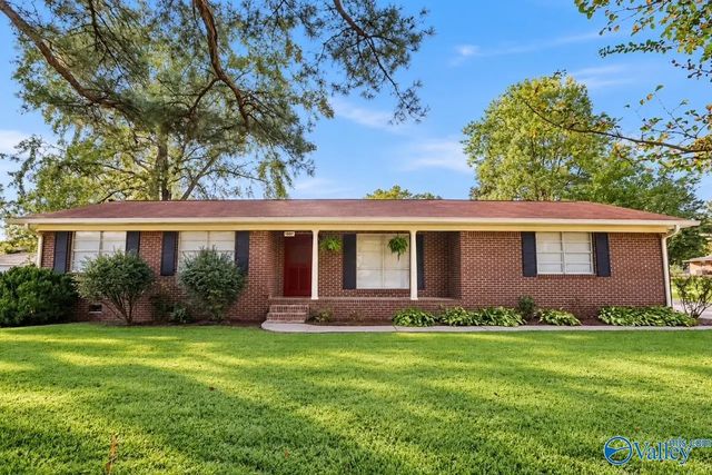 1207 Larrydale Drive, Glencoe