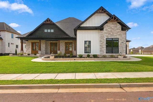 100 Twisted Cedar Circle, Madison
