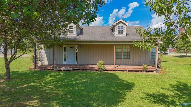 16388 Highway 157, Moulton