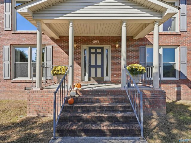 9608 Waldrop Drive Se, Huntsville