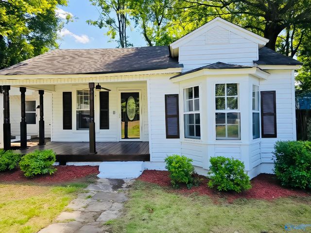 304 Chestnut Street Ne, Hartselle