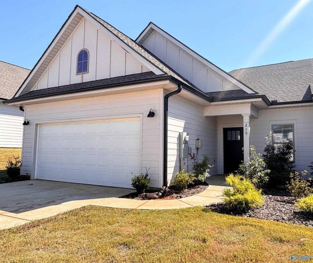 215 Paca Lane, Huntsville