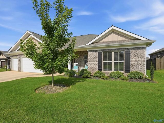 225 Hannaway Circle, Madison