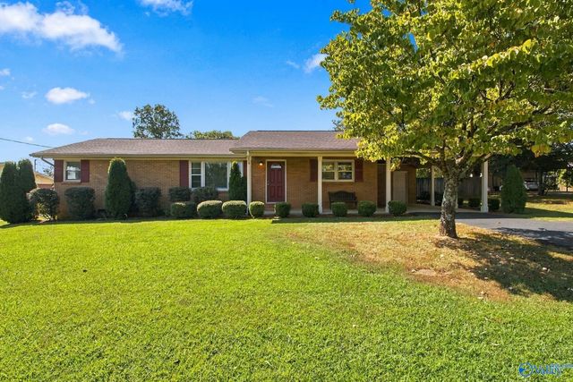19930 Huntsville Brownsferry Road, Tanner