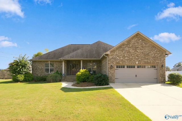 135 Cottonwood Circle, Gadsden