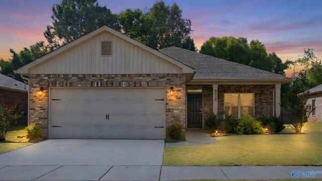 6530 Jacaranda Drive, Huntsville