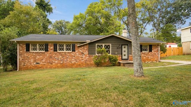 513 Ronald Drive, Huntsville