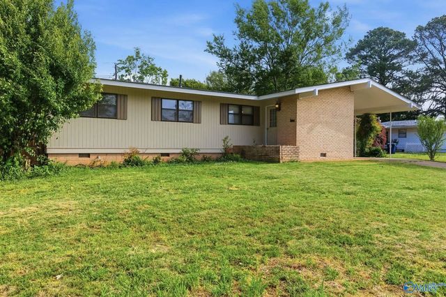 1003 Woodbine Road, Madison