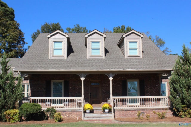 399 County Road 321, Moulton