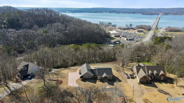 1709 Winston Street, Guntersville