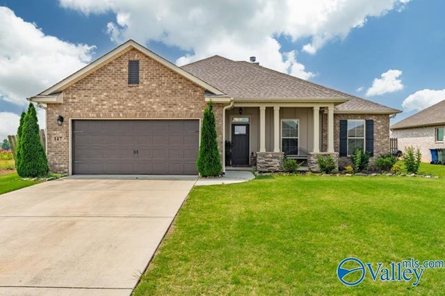 147 Elledge Farm Drive, Hazel Green