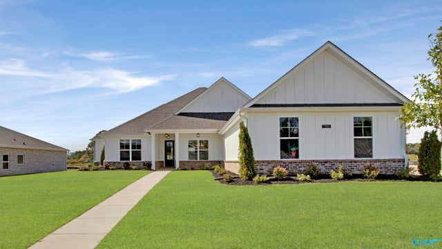 7100 Kalli Ilyssa Circle, Gurley