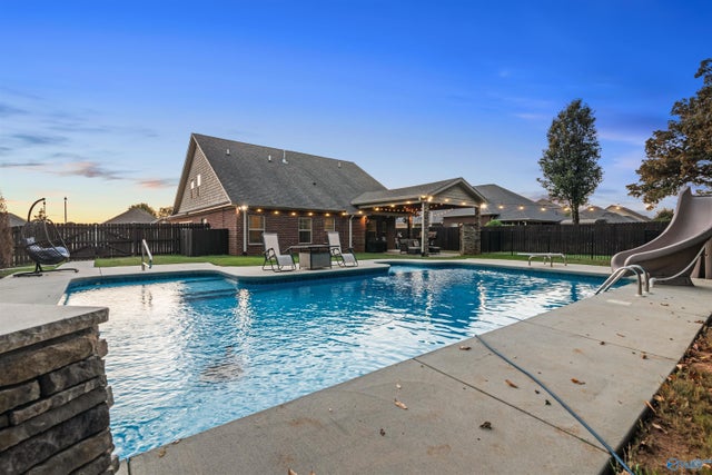 13290 Arbor Ridge, Madison