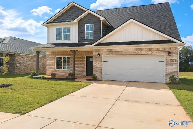 208 Roman Randall Road, New Market