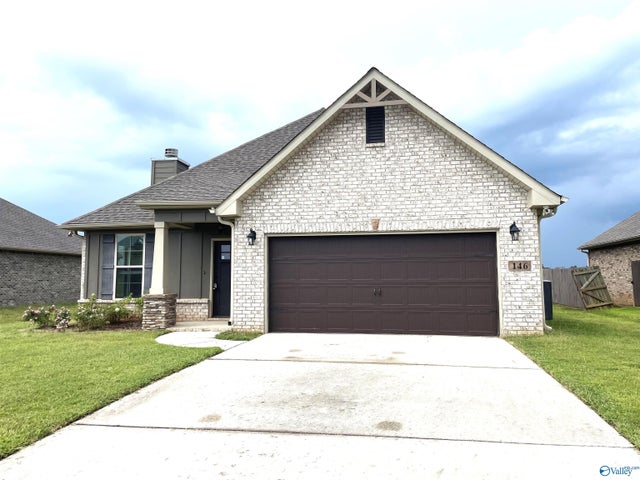 146 Elledge Farm Drive, Hazel Green