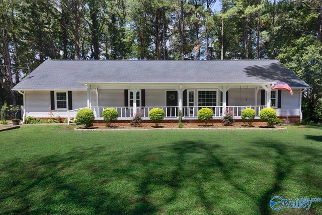 111 Lo Ann Lane, Huntsville