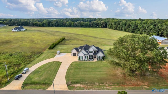 731 W Limestone Road, Hazel Green