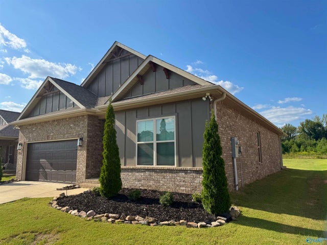 9014 Mountain Preserve Boulevard, Gurley