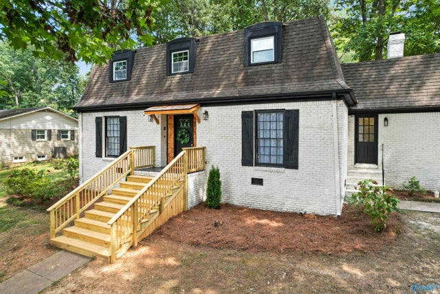 4033 Lucerne Drive, Huntsville