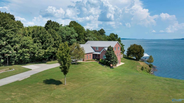 6400 Snake Road, Athens