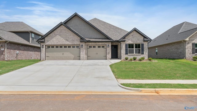 115 Alton Dale Drive, Toney