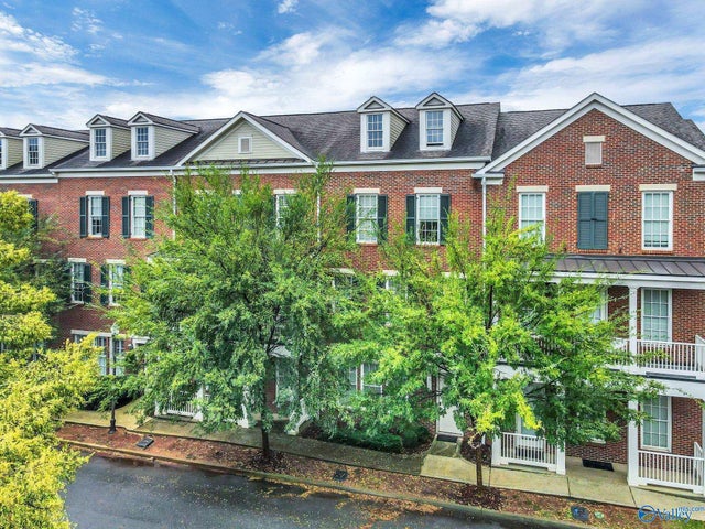 17 Biltmore Drive, Huntsville