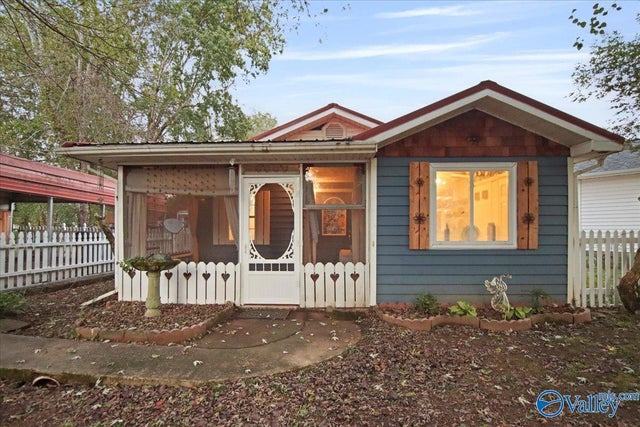 2232 Hurricane Creek Road, Gurley