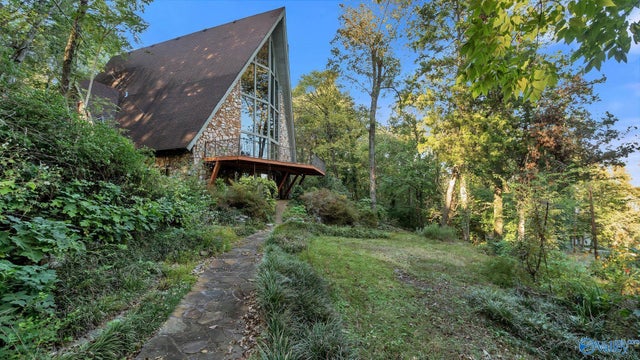 2707 Churchill Drive, Huntsville