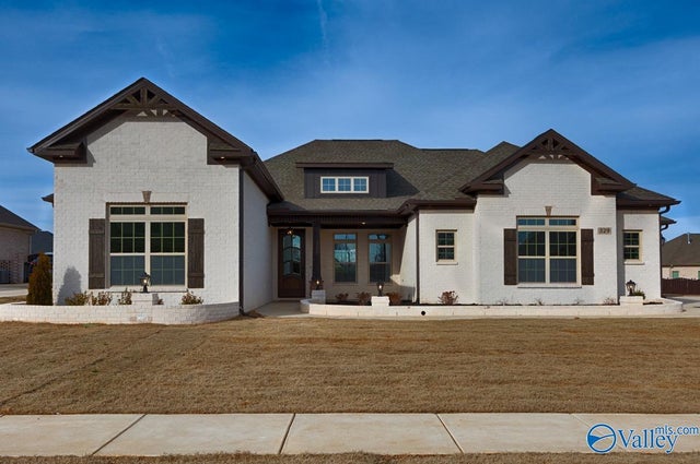 13847 Goff Drive, Athens