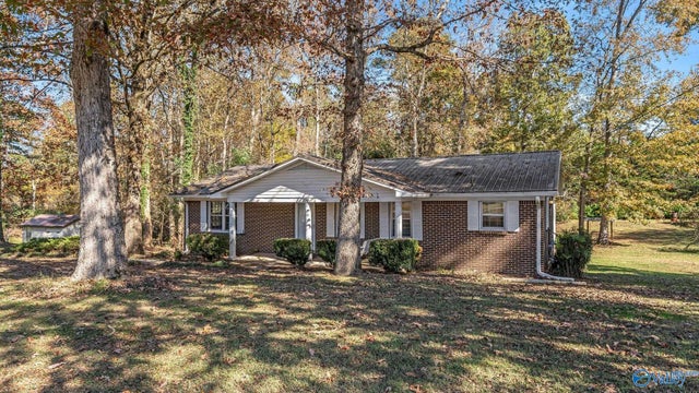 230 Sam Gibbs Road, Arab